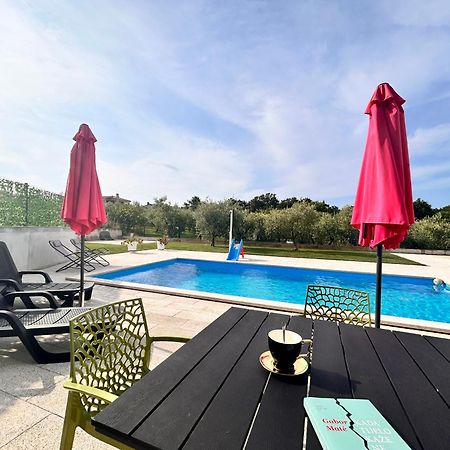 Villa Casa Storija Новиград Екстериор снимка